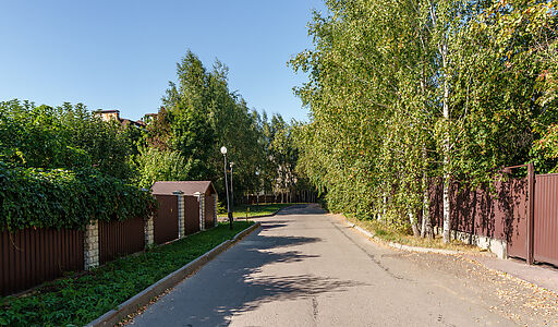 Дом с бассейном в Новогорске