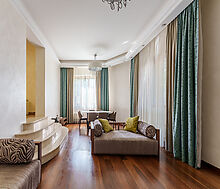 Дом с бассейном в Новогорске