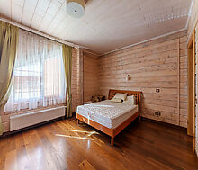 Дом с бассейном в Новогорске