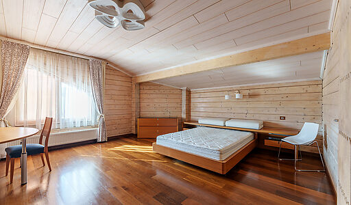 Дом с бассейном в Новогорске