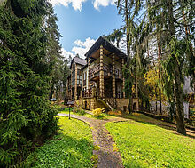 Дом на пруду в Летчике-испытателе