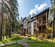 Дом на пруду в Летчике-испытателе