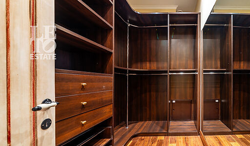 Дом на пруду в Летчике-испытателе