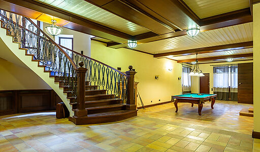 Дом на пруду в Летчике-испытателе