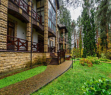 Дом на пруду в Летчике-испытателе