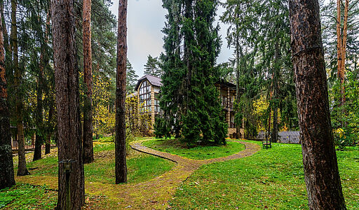 Дом на пруду в Летчике-испытателе