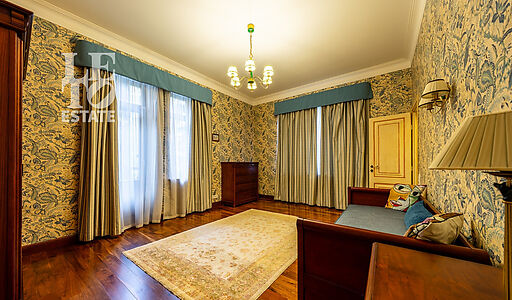 Дом на пруду в Летчике-испытателе