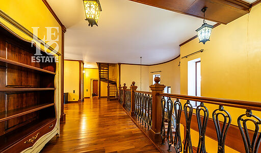 Дом на пруду в Летчике-испытателе