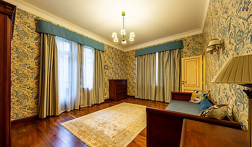 Дом на пруду в Летчике-испытателе