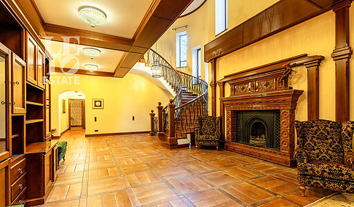 Дом на пруду в Летчике-испытателе