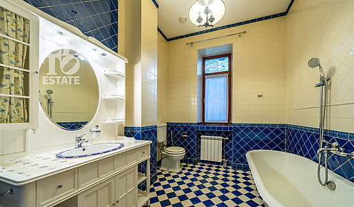 Дом на пруду в Летчике-испытателе