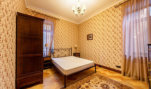 Дом на пруду в Летчике-испытателе