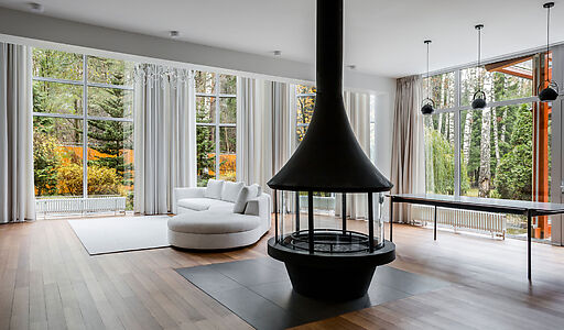 Дом с бассейном в поселке Новинки