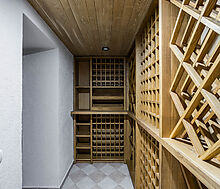 Дом с бассейном в поселке Новинки