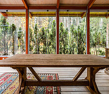 Дом с бассейном в поселке Новинки