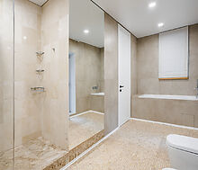 Дом с бассейном в поселке Новинки