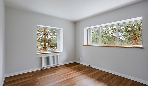 Дом с бассейном в поселке Новинки