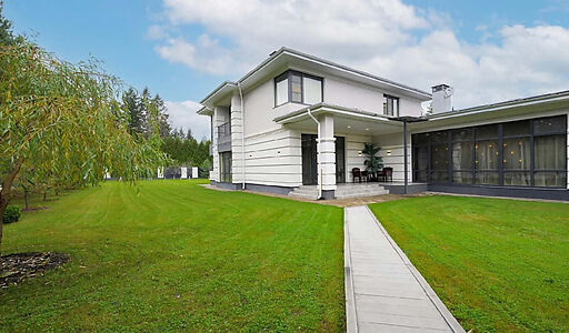 Стильный дом в КП ВИК