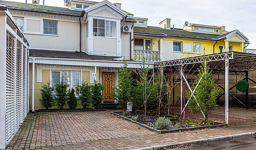 Продается таунхаус п. Зеленый Мыс