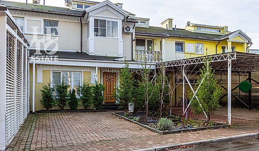 Продается таунхаус п. Зеленый Мыс