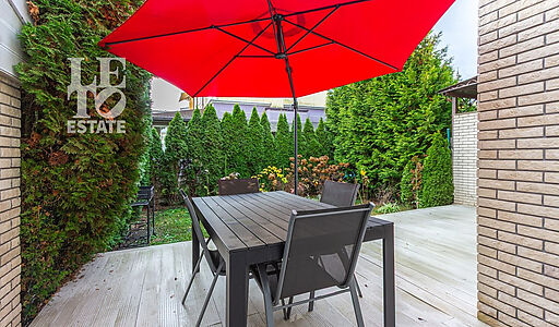 Продается таунхаус п. Зеленый Мыс