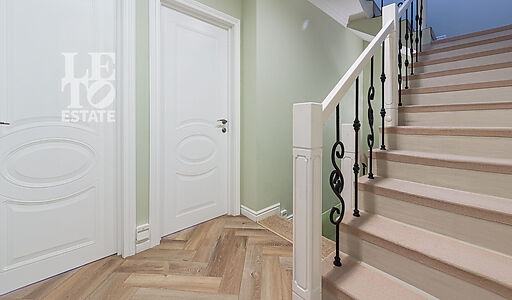 Продается таунхаус п. Зеленый Мыс