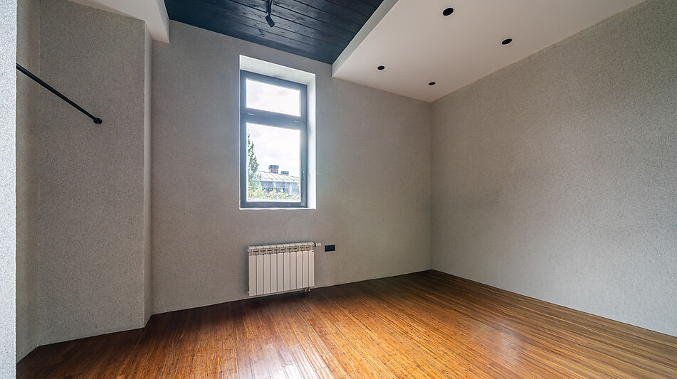 ДОМ НА 1 ЛИНИИ В КП МОНАКОВО