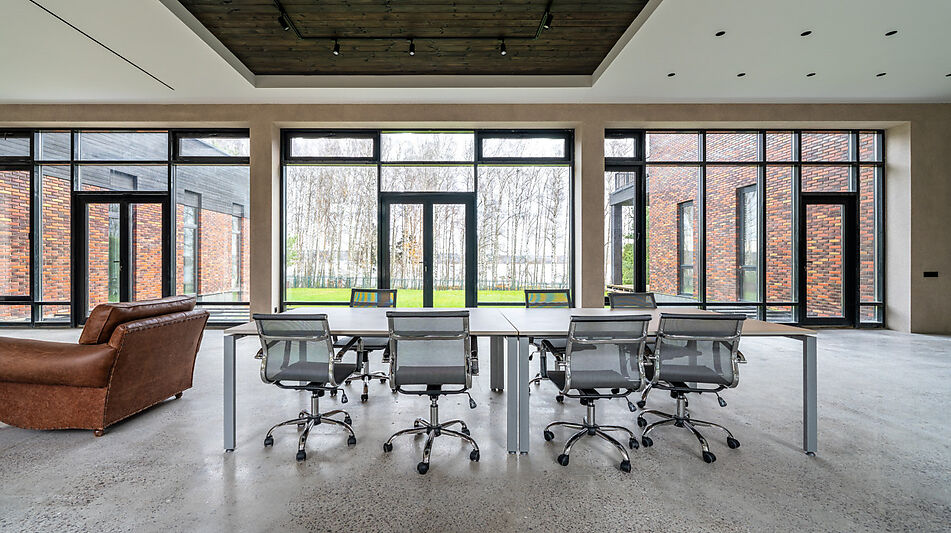 ДОМ НА 1 ЛИНИИ В КП МОНАКОВО