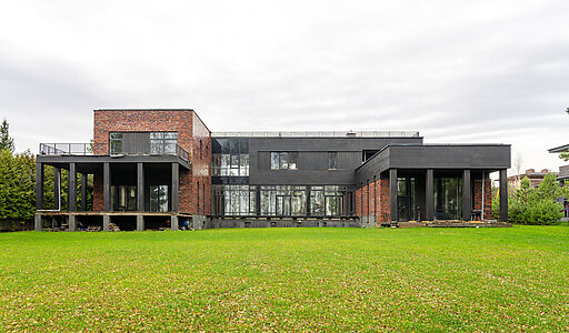 ДОМ НА 1 ЛИНИИ В КП МОНАКОВО