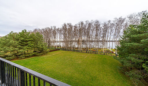 ДОМ НА 1 ЛИНИИ В КП МОНАКОВО