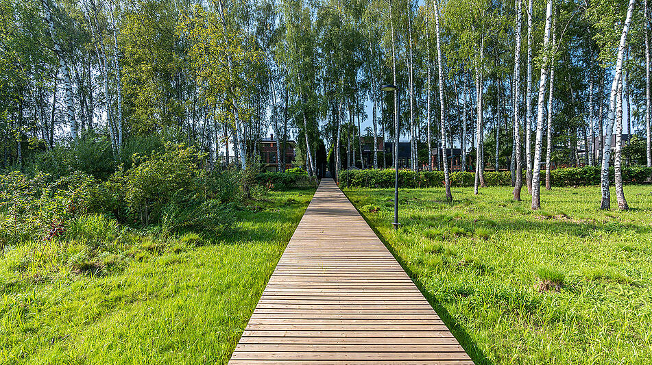 ДОМ НА 1 ЛИНИИ В КП МОНАКОВО