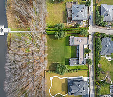 ДОМ НА 1 ЛИНИИ В КП МОНАКОВО