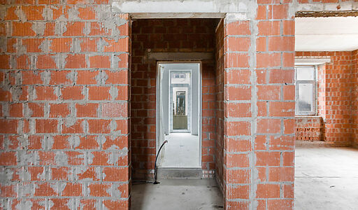 Современный коттедж без отделки