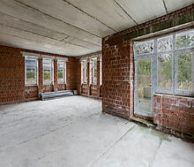 Современный коттедж без отделки