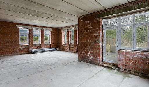 Современный коттедж без отделки