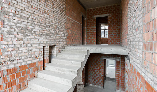 Современный коттедж без отделки