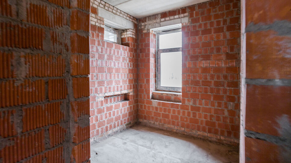 Современный коттедж без отделки