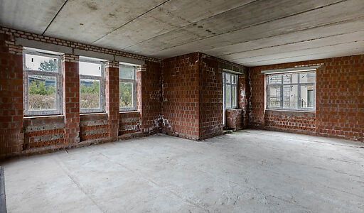 Современный коттедж без отделки