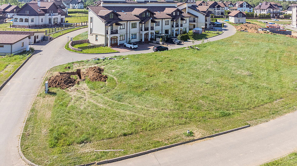 Участок в КП Сорочаны