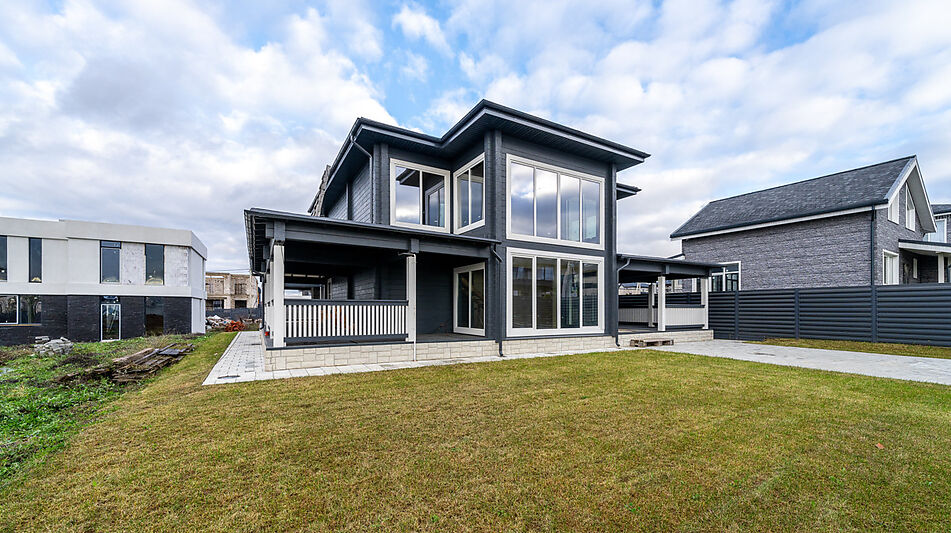 Коттедж с терассой в Аносино парк