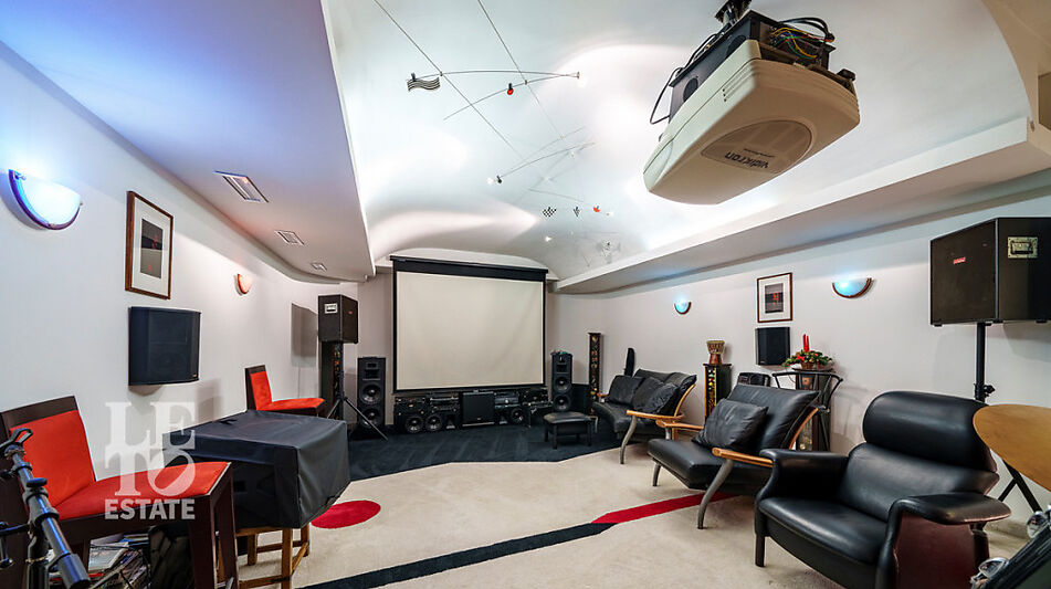 Усадьба в КП Малые Бережки