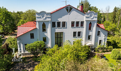 Усадьба в КП Малые Бережки