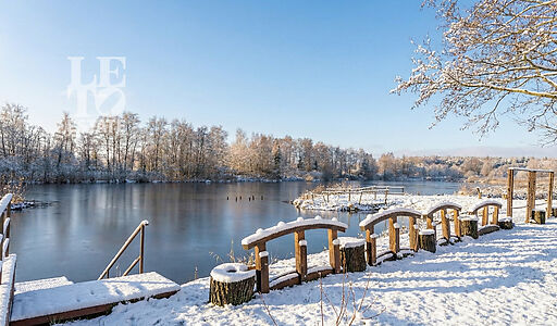 Резиденция на 1 линии в КП Аврора