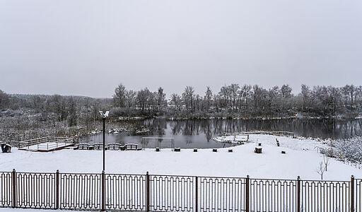 Резиденция на 1 линии в КП Аврора