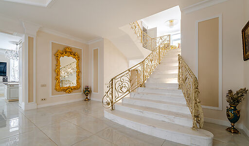 Резиденция на 1 линии в КП Аврора