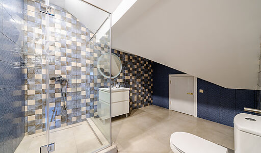 Резиденция на 1 линии в КП Аврора