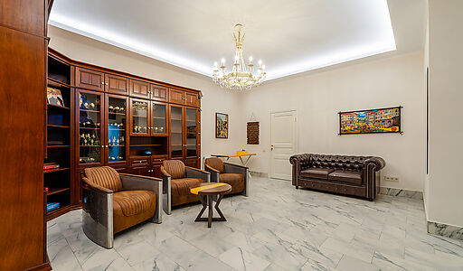 Резиденция на 1 линии в КП Аврора