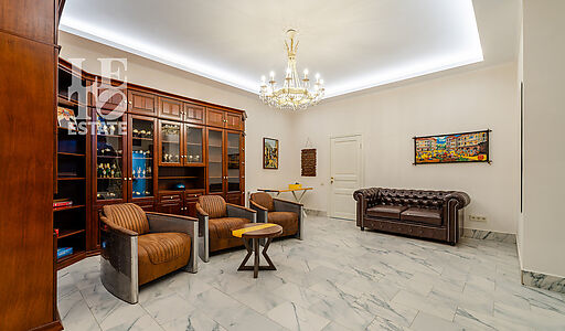 Резиденция на 1 линии в КП Аврора