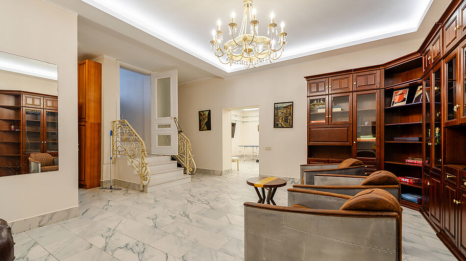 Резиденция на 1 линии в КП Аврора