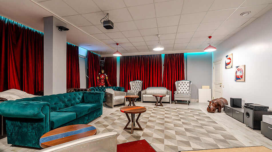 Резиденция на 1 линии в КП Аврора